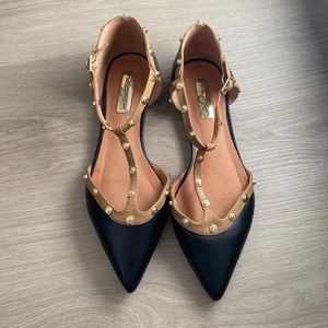 Halogen studded flats